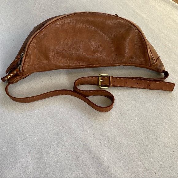 La Via Firenze Made In Italy Genuine Leather Slouchy Hobo Bag - Picture 9 of 15